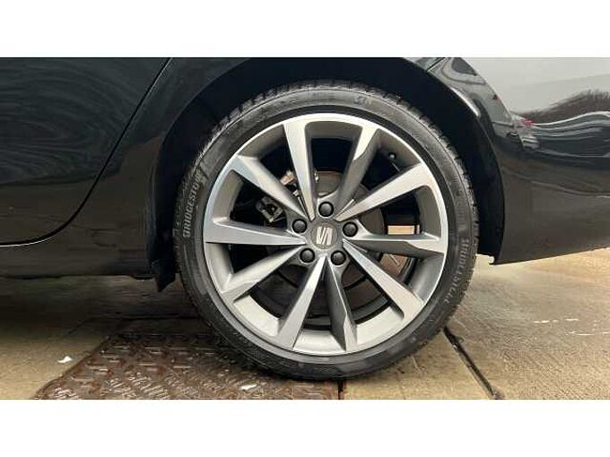 SEAT Leon 1.0 eTSI EVO (110ps) FR Sport DSG