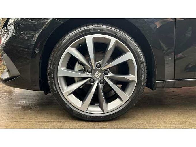 SEAT Leon 1.0 eTSI EVO (110ps) FR Sport DSG